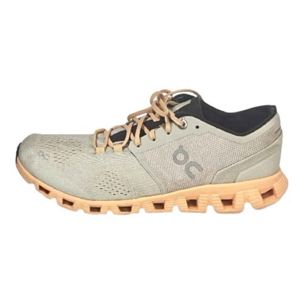 On Running Cloud x Cloudrunner Helion Grey / Peach Running Shoes Sz 9.5.